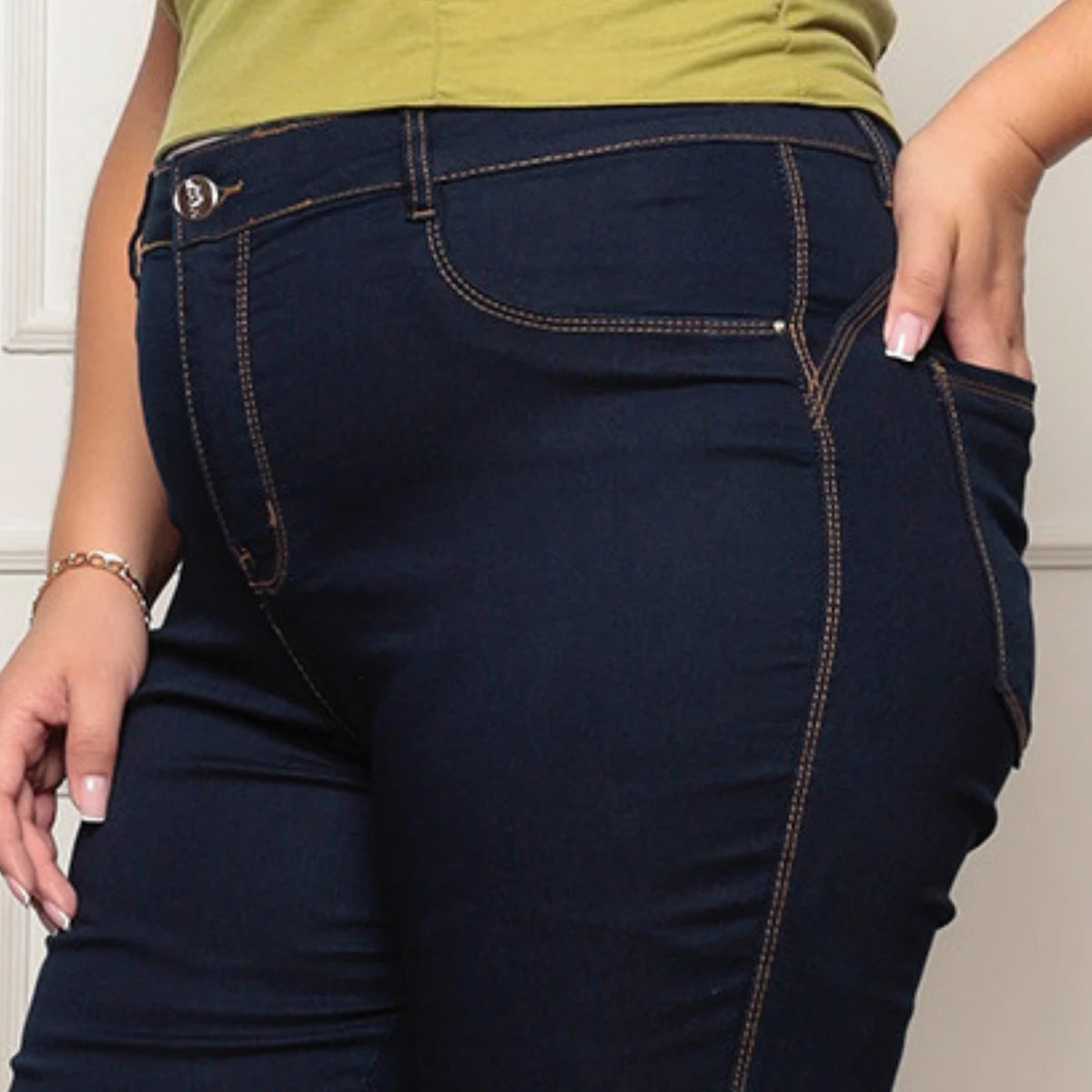 Calça Jeans Plus Size Skinny Cintura Alta Feminina